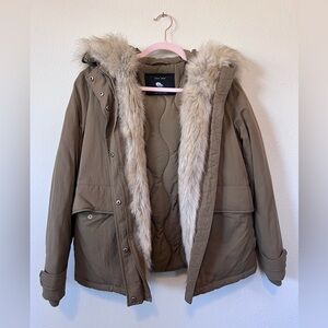 Zara Women’s Down Coat With Faux Fur Trim